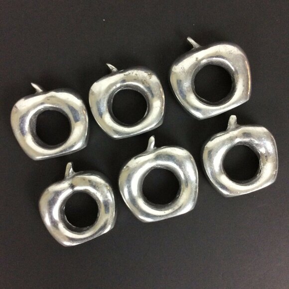 Cast Metal Apple Napkin Rings Set Of 6 Silvertone - Picture 1 of 5
